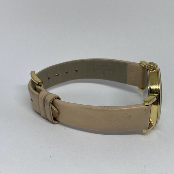Kate Spade New York Metro 0073 Women Beige Leather Analog Dial Wrist Watch MP627